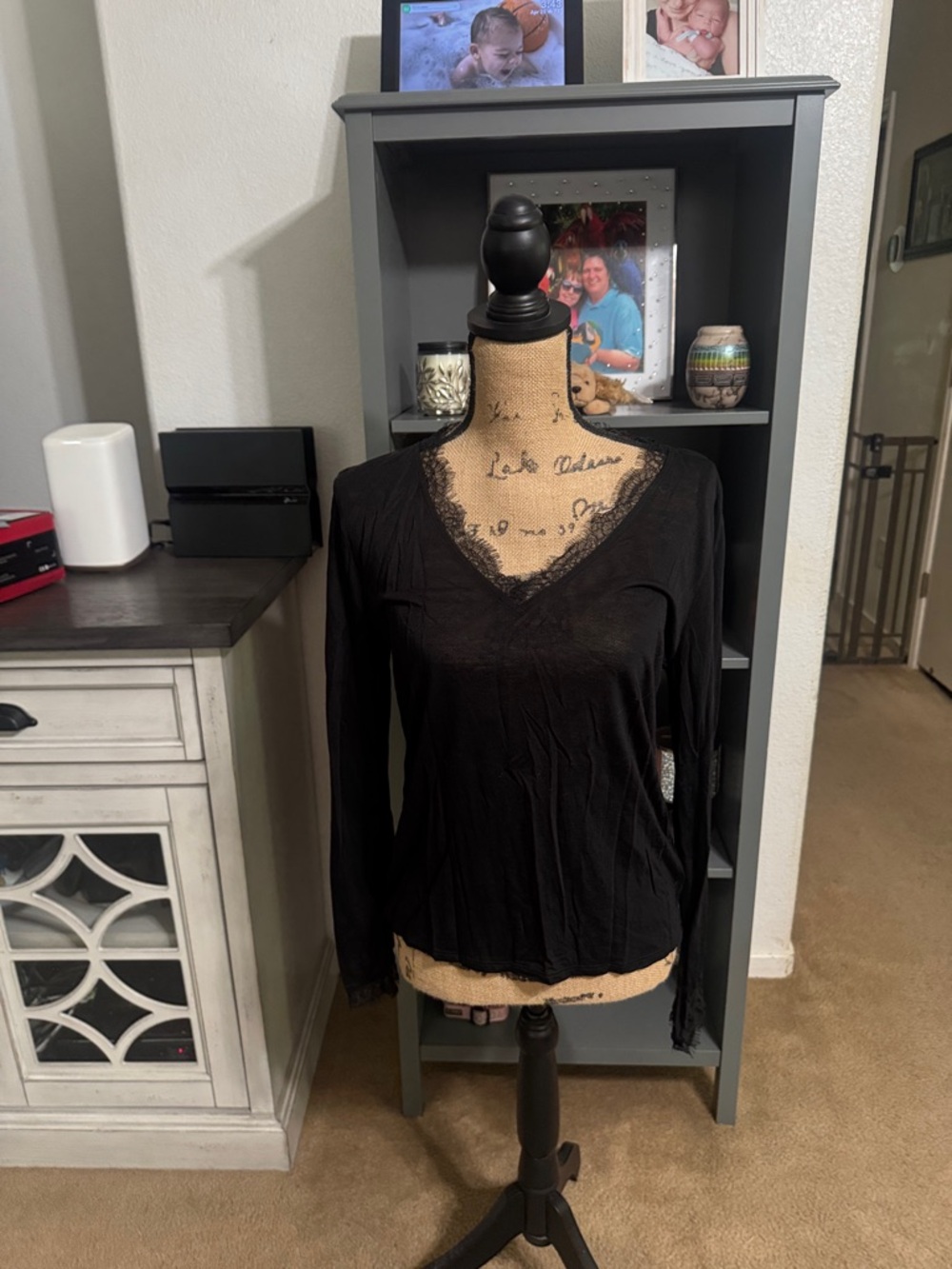 Express Black Lace-Trim V-Neck Long Sleeve Tee Size M